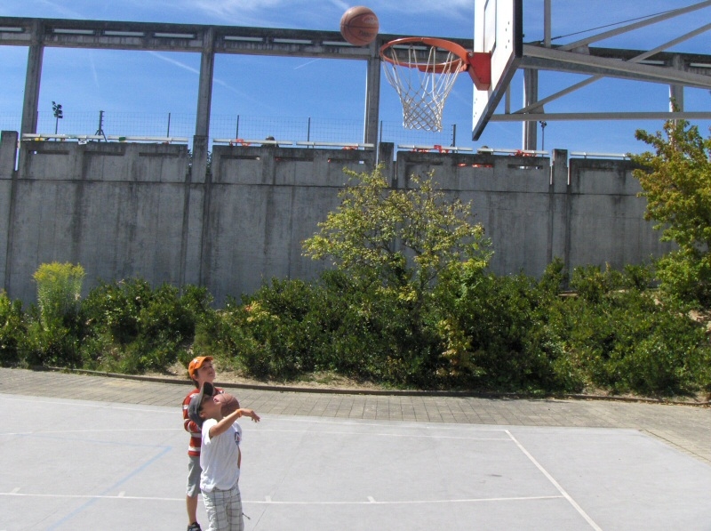 Village Camps International Summer Camp VDC Geneva 2016-08-12 https://www.villagecamps.com/journals_admin/images/345-34-Picture 036.jpg